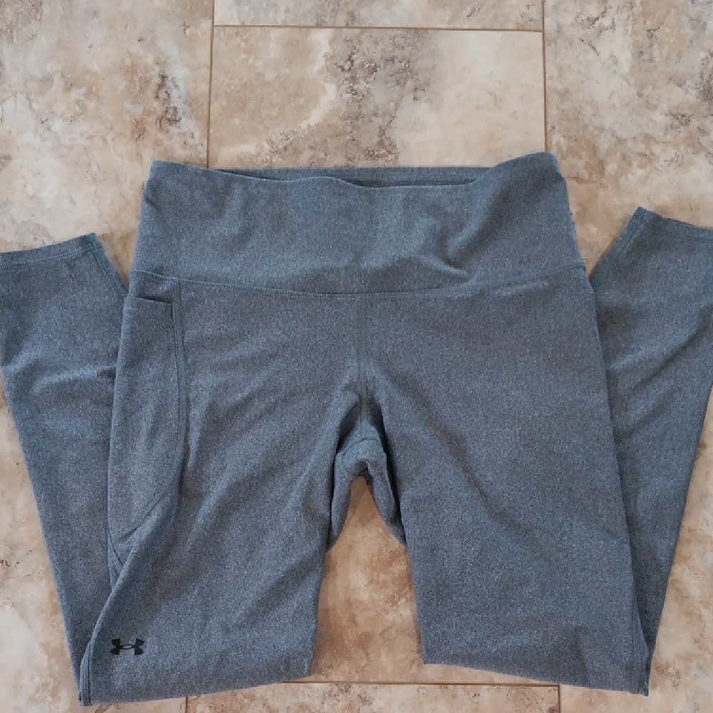 Under Armour Heathered Charcoal Performance Leggings with Side Pocket
